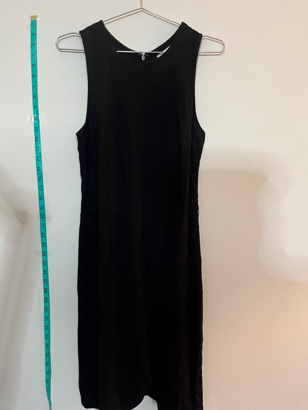 LOFT Black Sleeveless Shift Dress